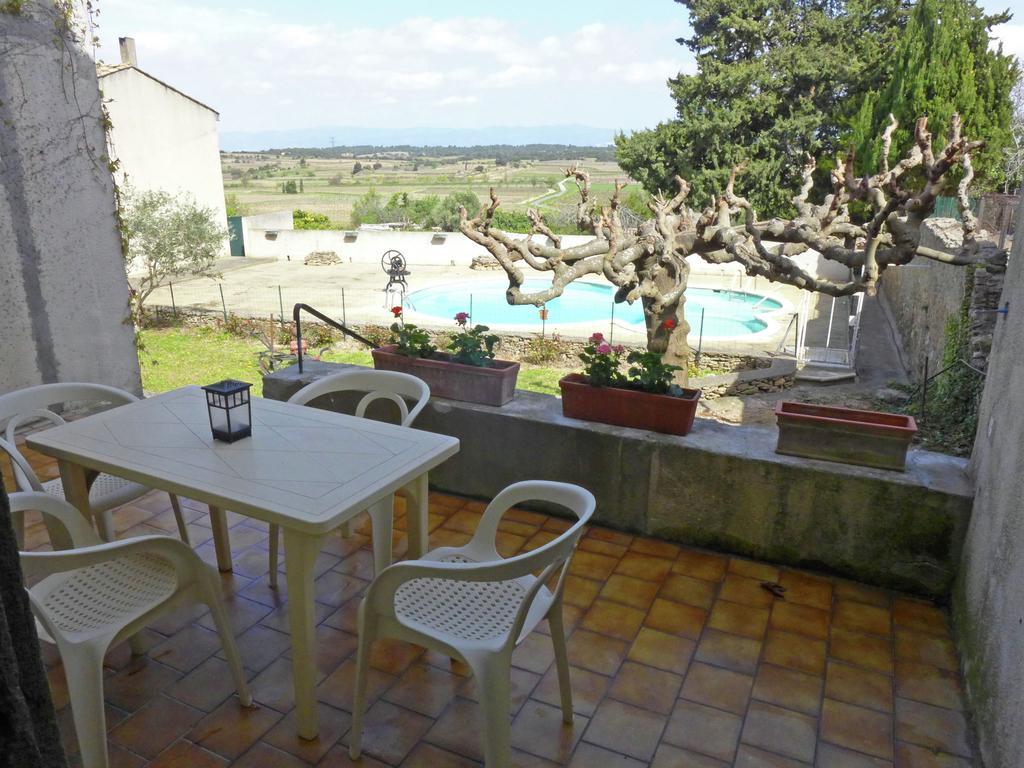 Cosy Holiday Home With Swimming Pool Montbrun-des-Corbières Kamer foto