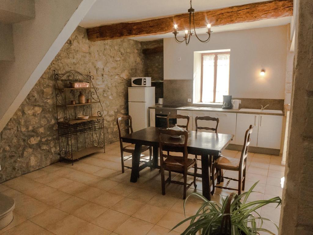 Cosy Holiday Home With Swimming Pool Montbrun-des-Corbières Buitenkant foto